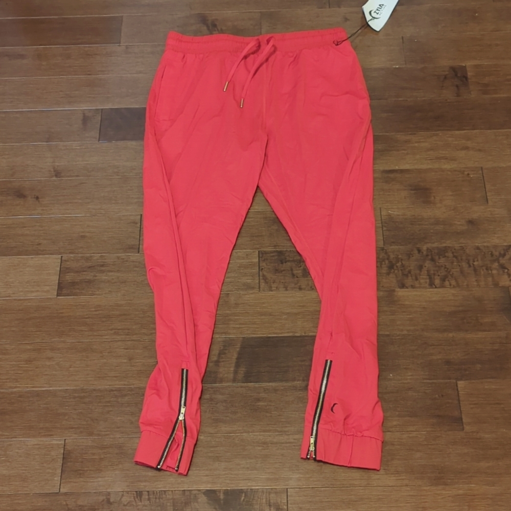Zyia red everywhere pants sz s nwt